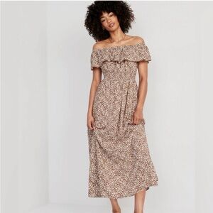 Old Navy Waist-Defined Floral Off-The-Shoulder Maxi Dress Size Extra Small